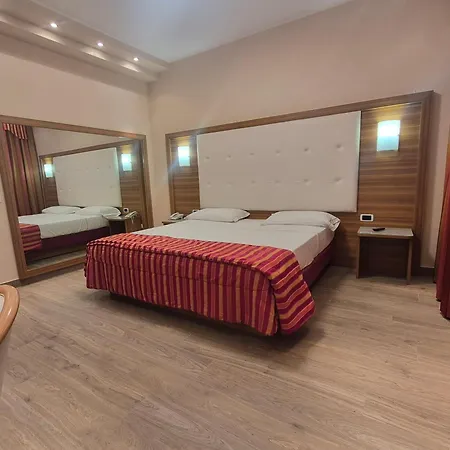 2 Hotel 4*