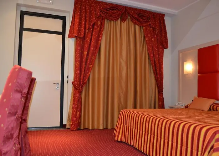 2 Castel San Giovanni (Piacenza)