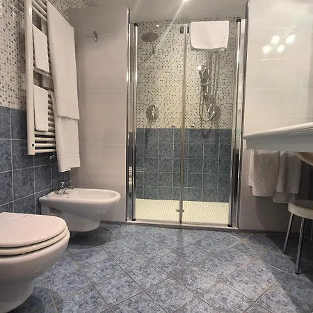 Hotel 2 Castel San Giovanni (Piacenza)