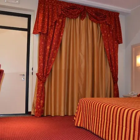 莫泰2号酒店 卡斯泰尔圣焦万尼