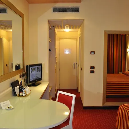 莫泰2号酒店 酒店