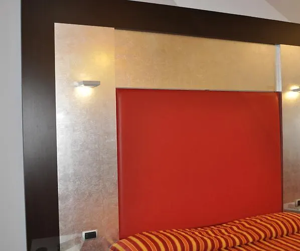 2 Hotel 4*